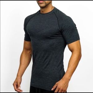 Alphalete Zenith T-Shirt - Obsidian Colorway